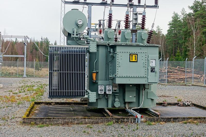 ​What Is a Distribution Transformer