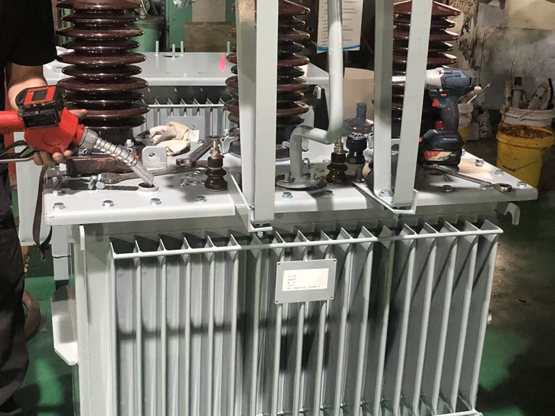 What are the hazards of transformer overload operation? How to carry out real-time load monitoring?